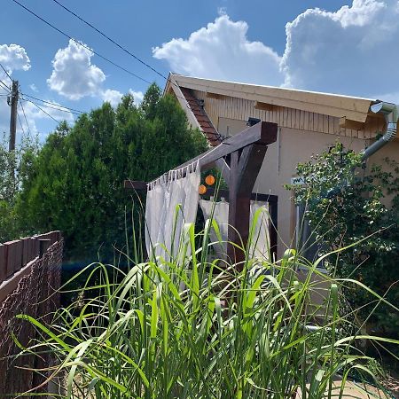 Mandi Apartman Veresegyház Buitenkant foto