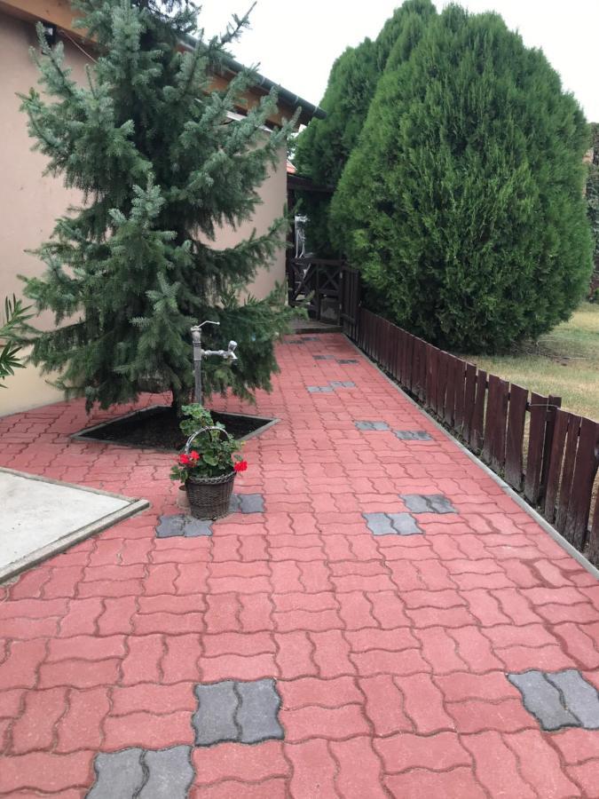 Mandi Apartman Appartement Veresegyház Buitenkant foto