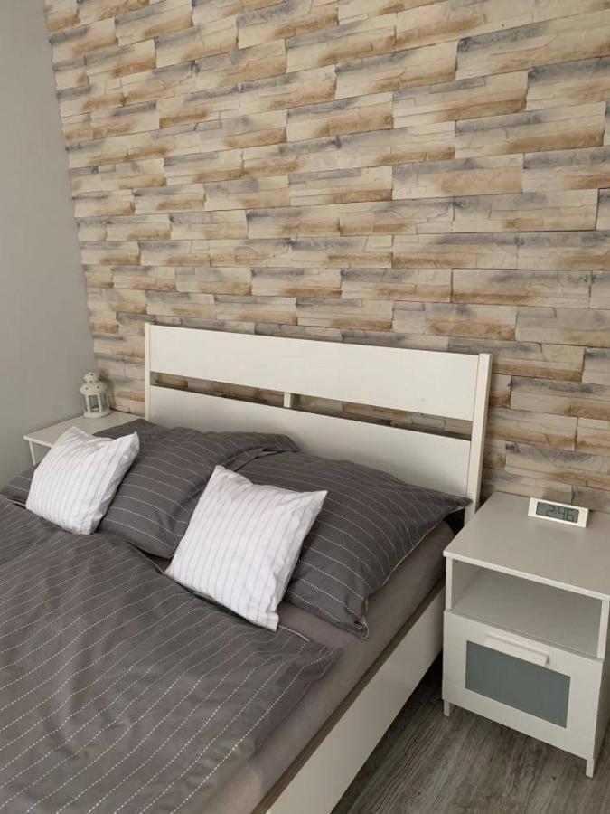 Mandi Apartman Veresegyház Buitenkant foto
