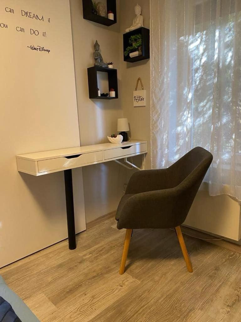 Mandi Apartman Appartement Veresegyház Buitenkant foto